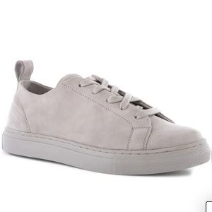 Seychelles Renew Sneaker size 6